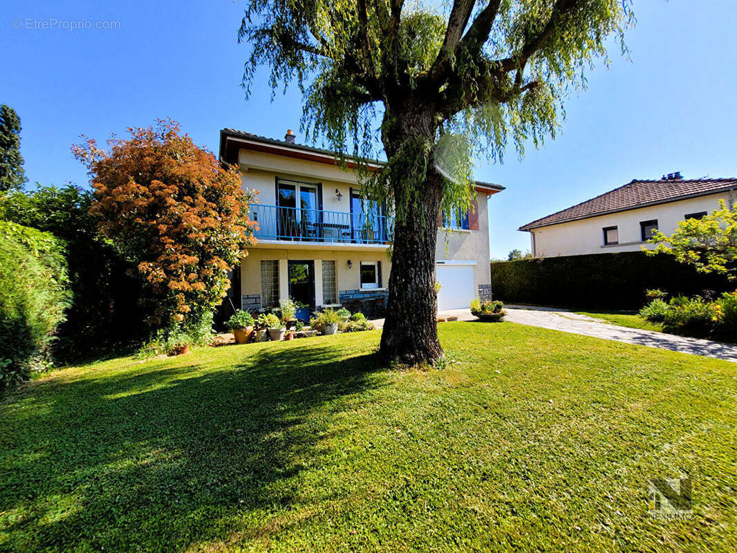 Maison à NEXON
