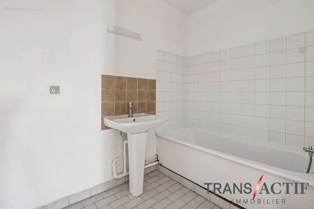 Appartement à ATHIS-MONS