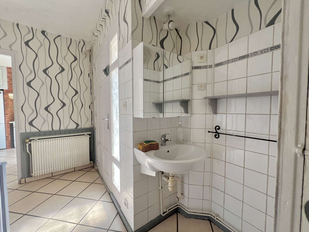 Au coeur du village de communay - villa  - 3 chambres - photo 14