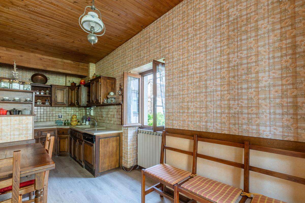 Maison 227 m² Sauveterre-de-Rouergue - Jardin au calme - photo 9