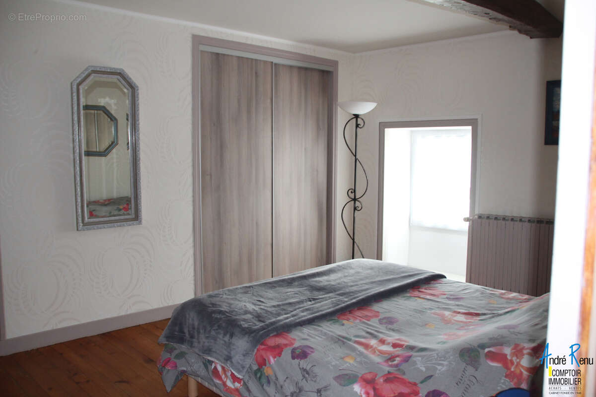 Maison à BARZAN