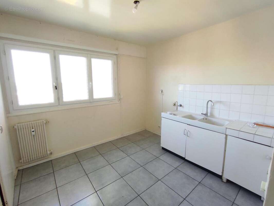   - Appartement à CALUIRE-ET-CUIRE