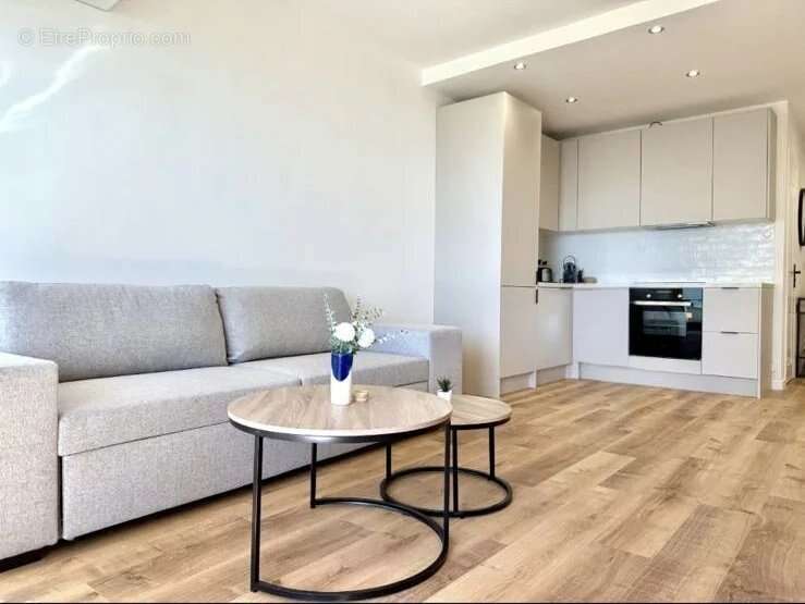 Appartement à ROQUEBRUNE-CAP-MARTIN