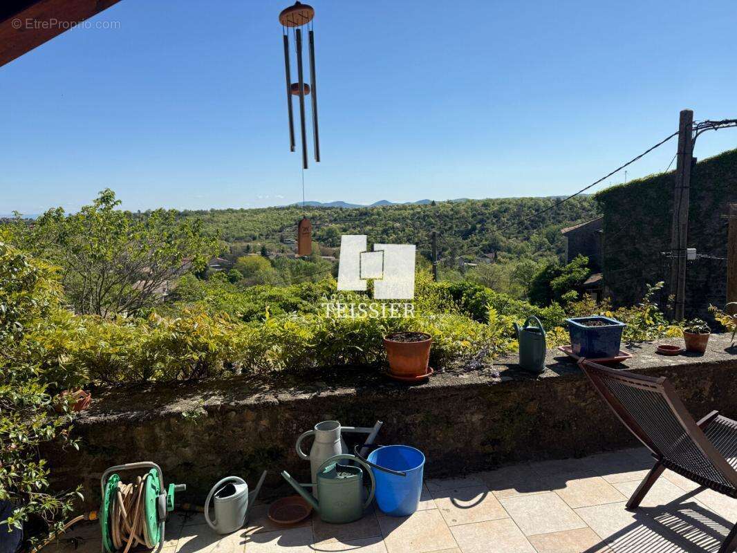 Maison à SAINT-PAUL-LE-JEUNE