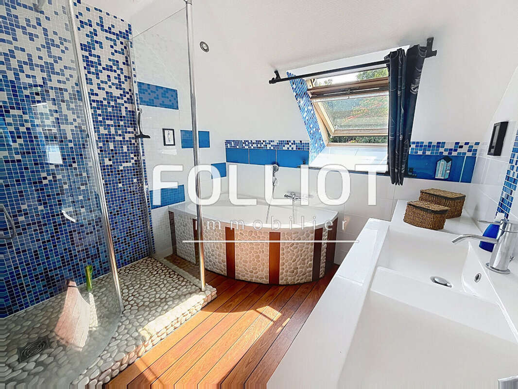 A vendre - Longère en pierre rénovée avec piscine - Le Châtellier (35133) - photo 15