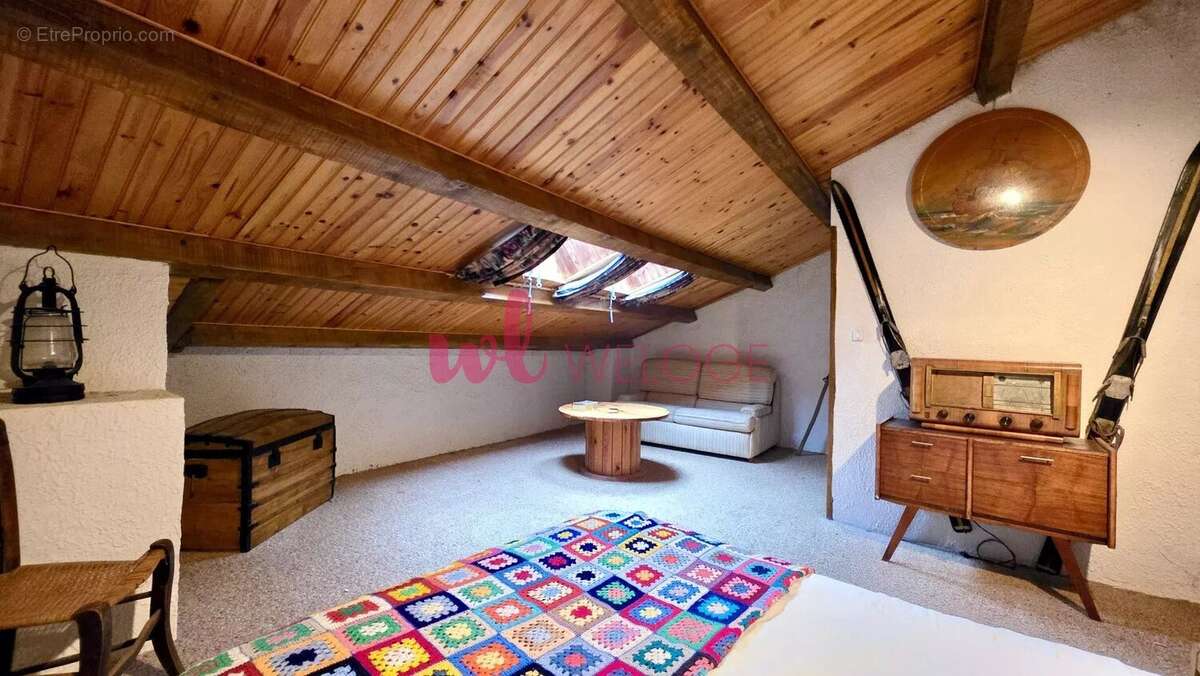 Maison à ALLEMAGNE-EN-PROVENCE