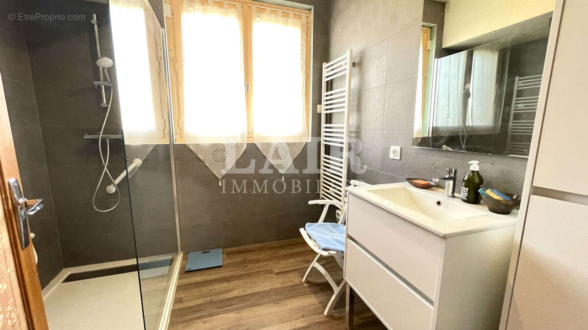 Maison à FRESNAY-SUR-SARTHE