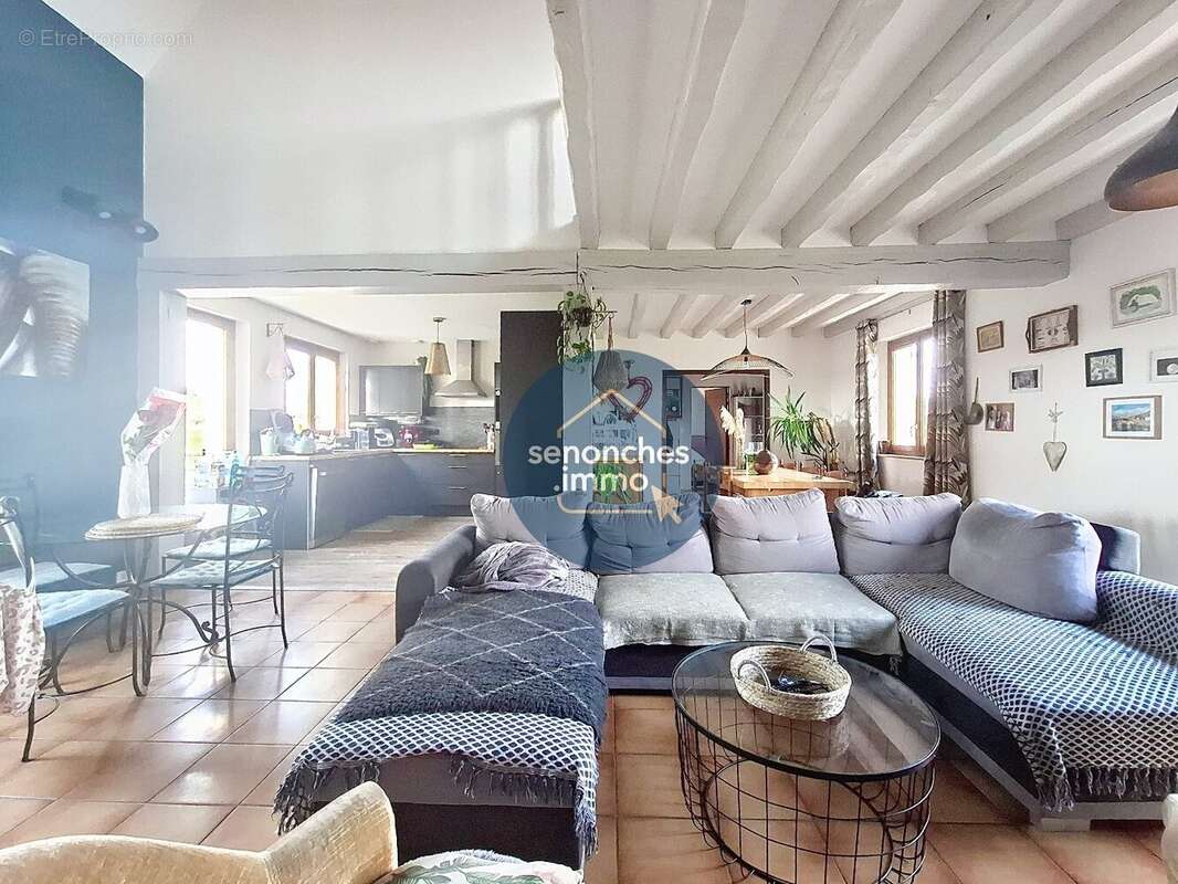 Maison à BELLOU-SUR-HUISNE