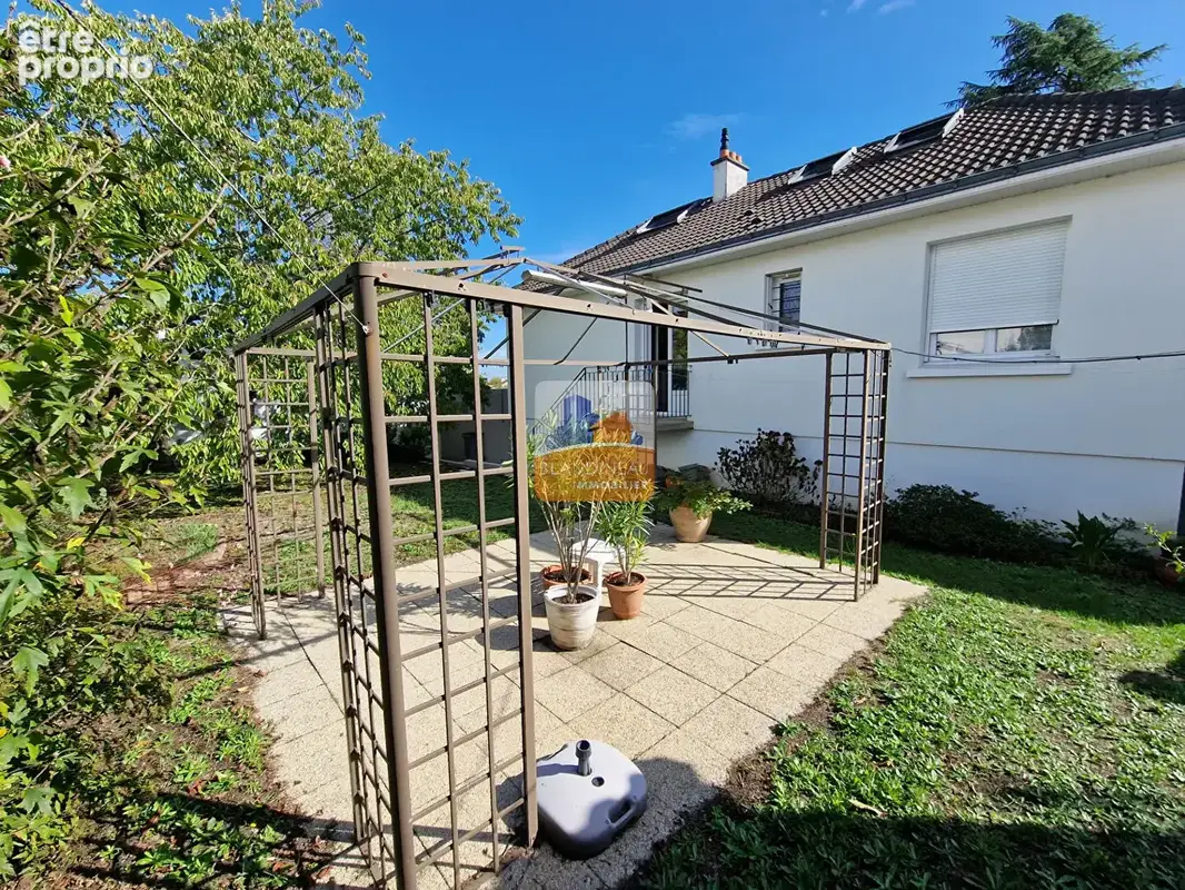 Maison à BOUGUENAIS