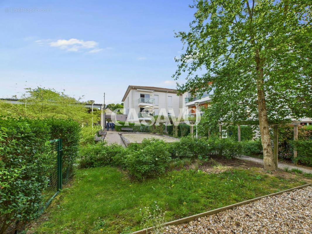 Appartement à MONTLIGNON