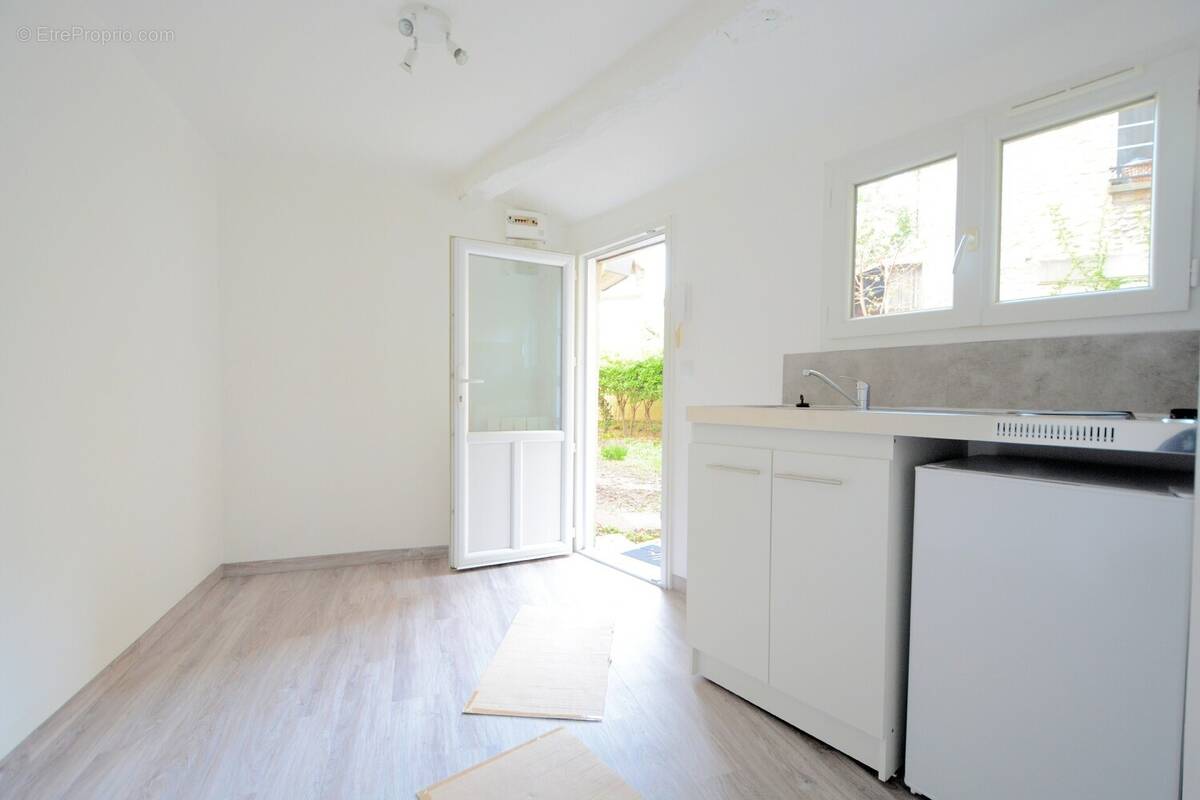 Appartement à SAINT-MAUR-DES-FOSSES