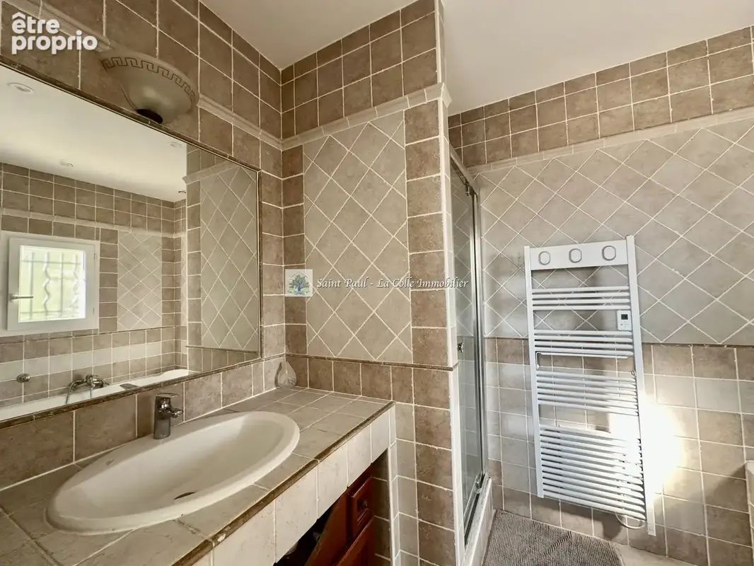 Saint-Paul-de-Vence - Maison avec piscine au coeur d'un environnement verdoyant - photo 15