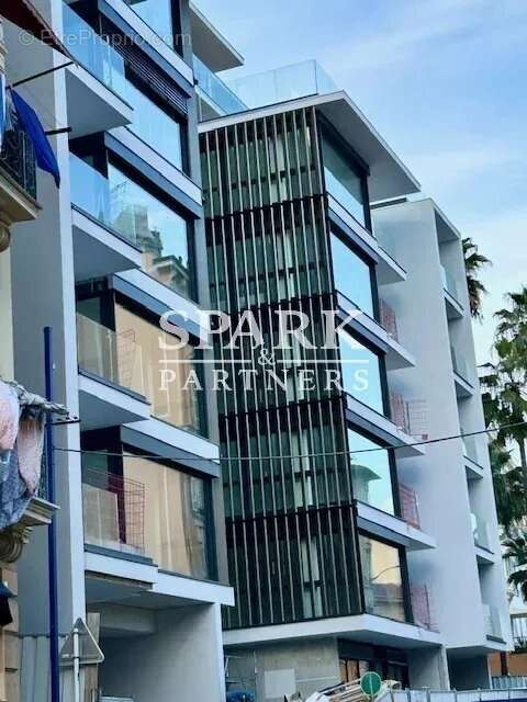 Appartement à BEAUSOLEIL