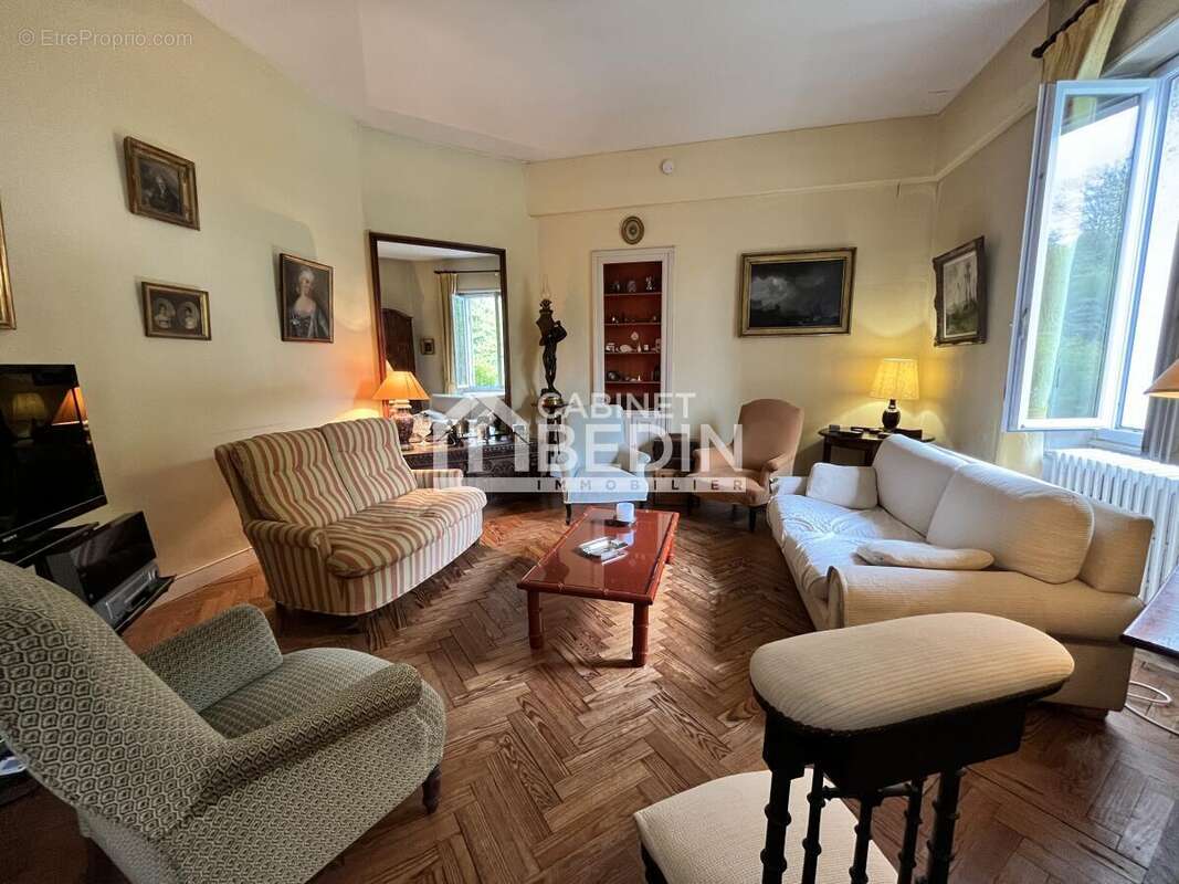 Maison à BLANQUEFORT