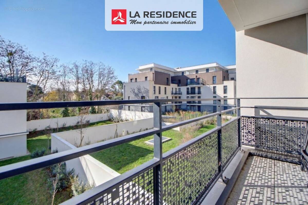Appartement à VERNEUIL-SUR-SEINE