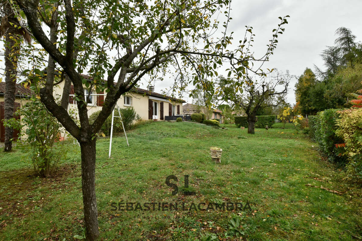Maison à PUYGOUZON