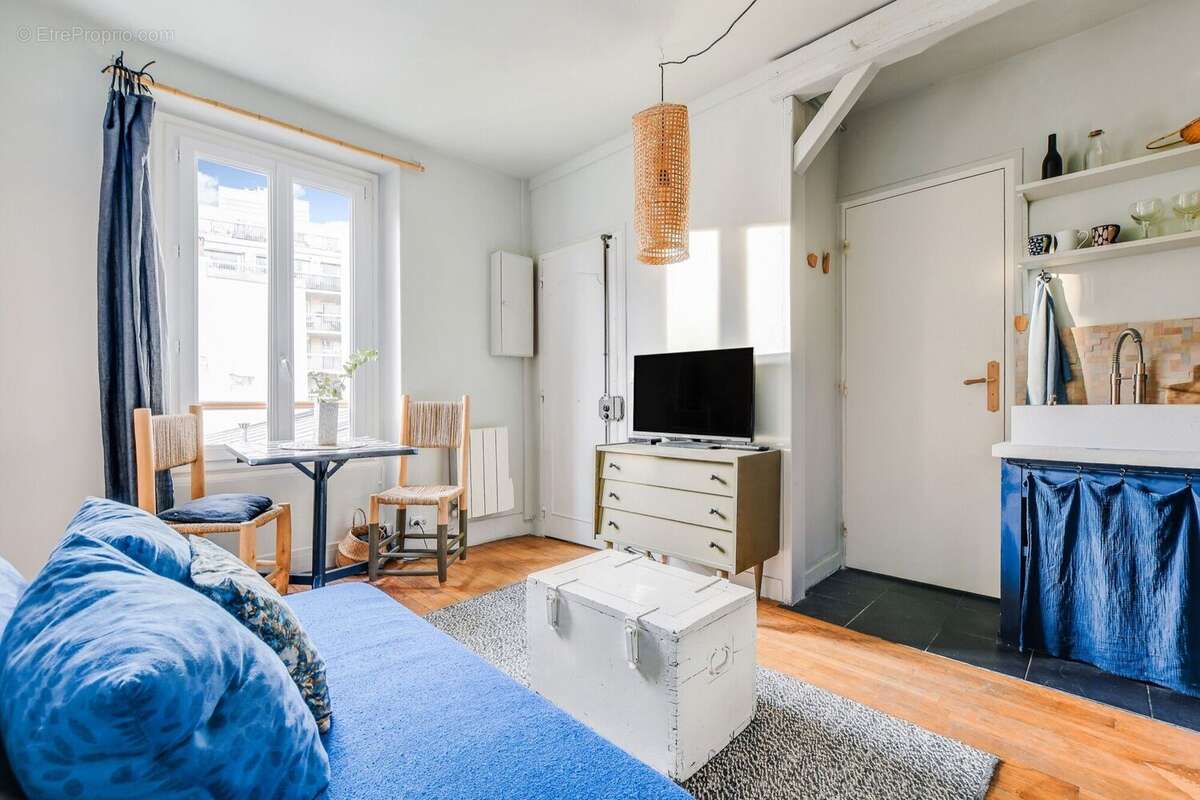 Appartement à PARIS-20E