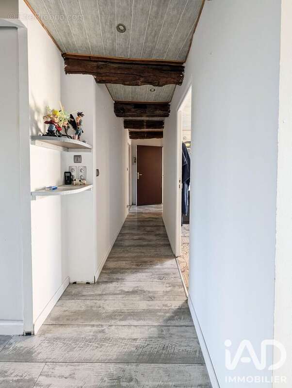 Appartement 116 m² à Laissac  - photo 8