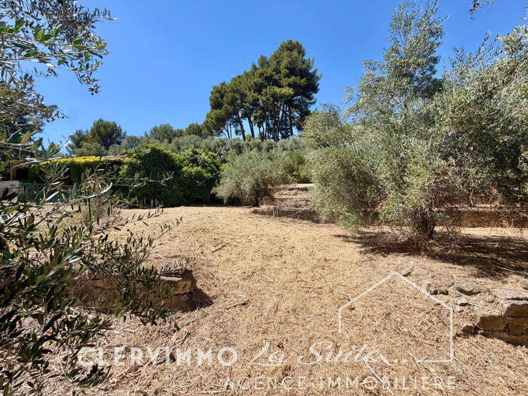 Terrain à batir la valentine/golf salette 2000m2 - photo 2