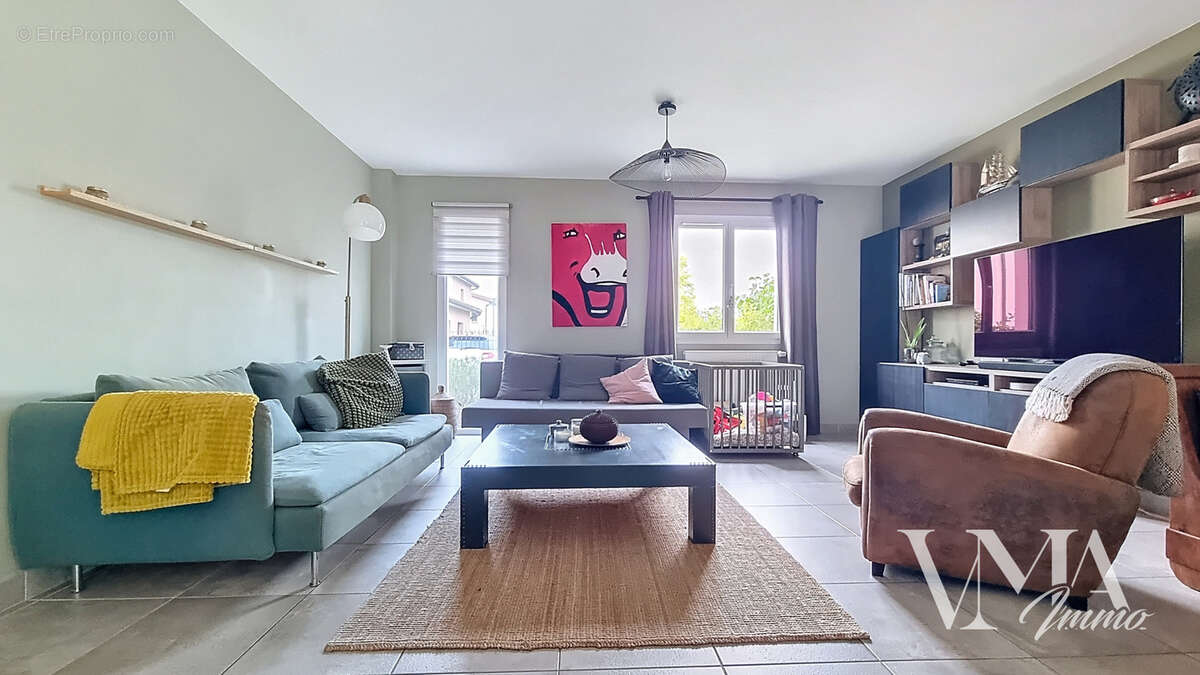 Maison à FONTAINES-SUR-SAONE