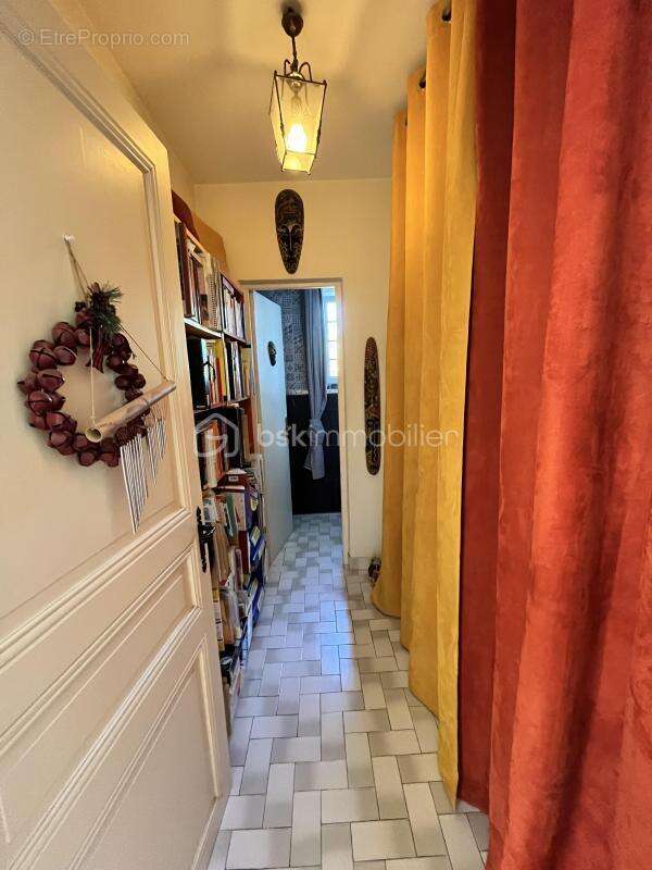 Maison à SAINT-MARTIN-DES-CHAMPS