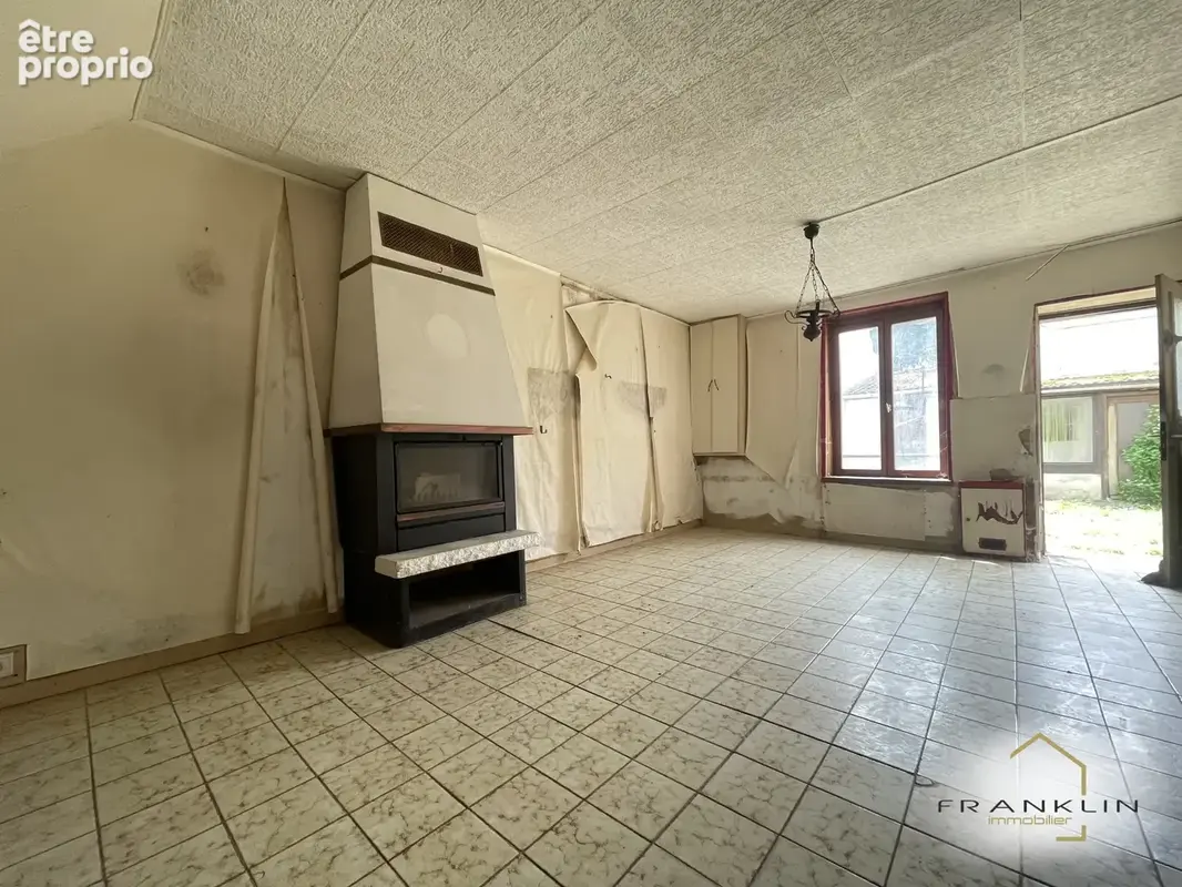 Exclusivité - Maison de ville 65m2 sur un terrain de 405 m2 avec un fort potentiel - photo 2