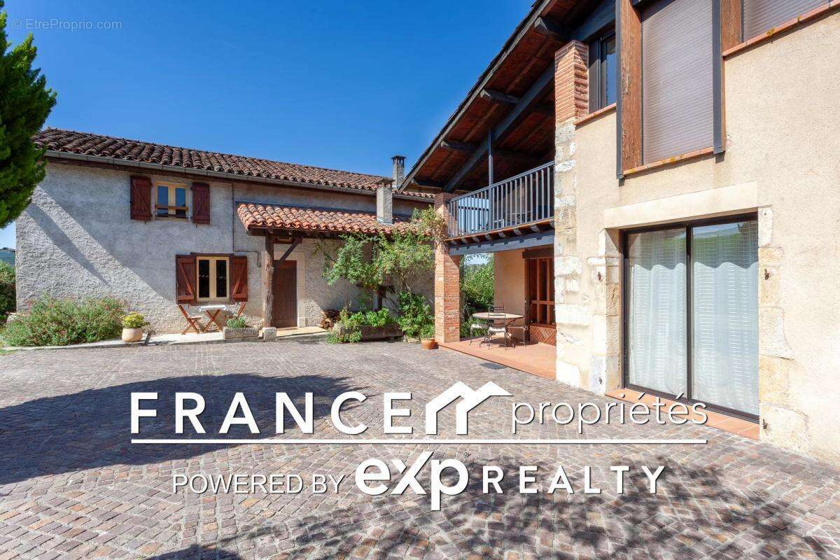 Maison à SALIES-DU-SALAT