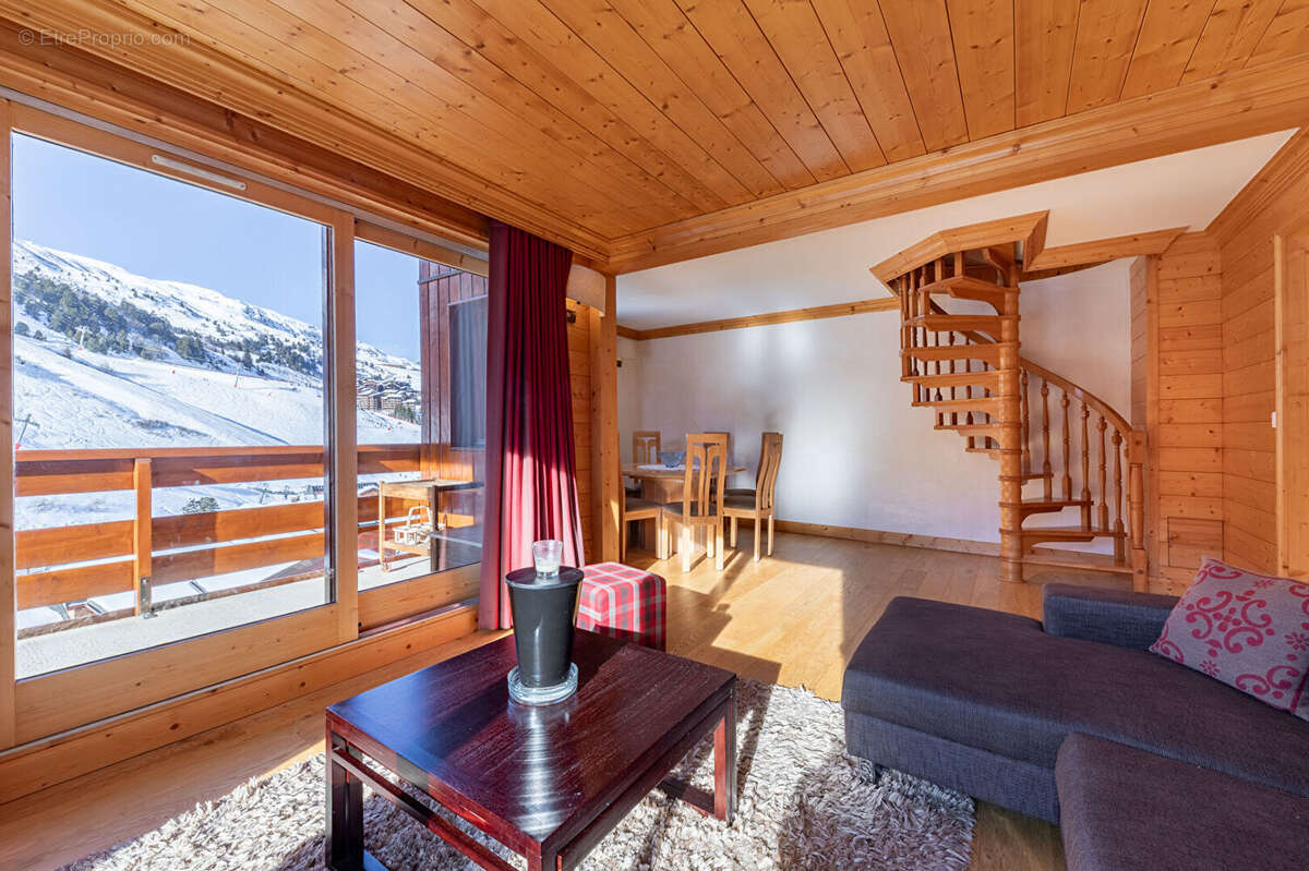 Appartement à LES ALLUES