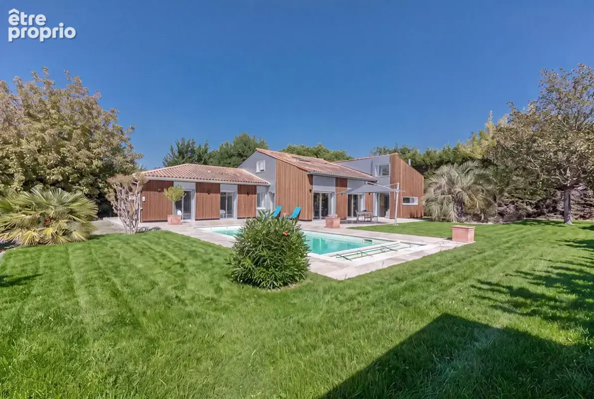 Maison à VILLENAVE-D'ORNON