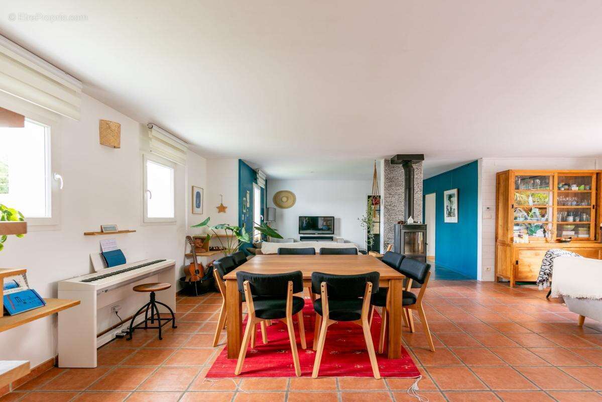 Maison à HAUTE-GOULAINE
