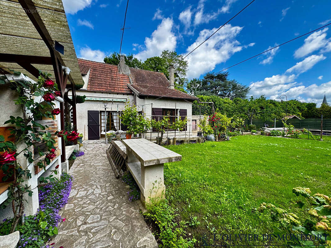 Maison à MONTFORT-L'AMAURY