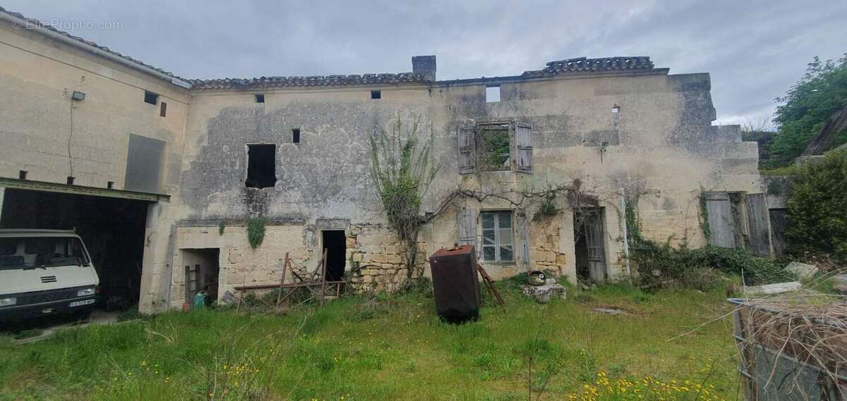 Appartement à CHAMPMILLON