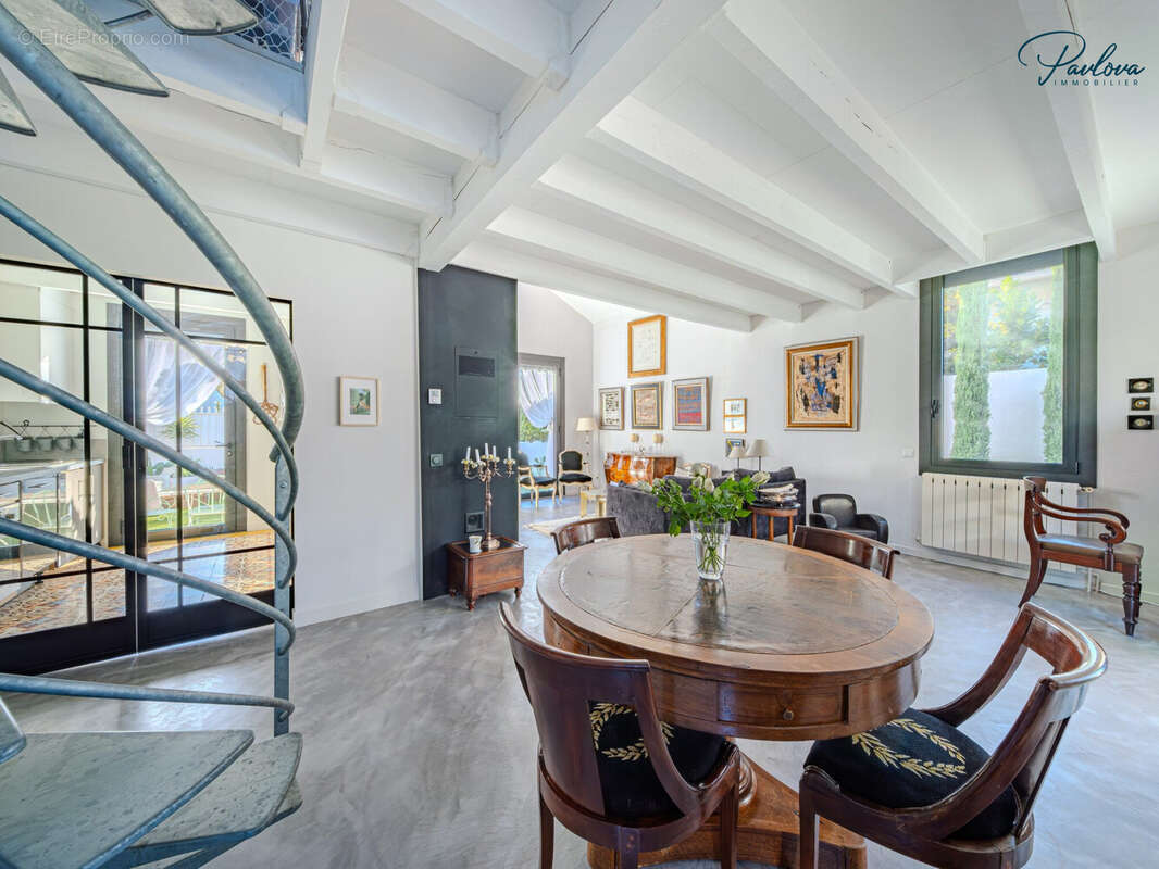 Maison à CASTELNAU-LE-LEZ