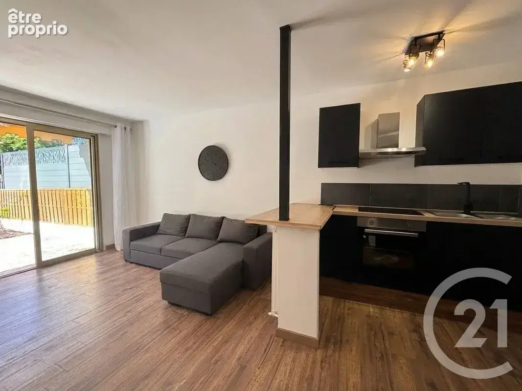 Appartement 35 m² à Le Cannet  - photo 2