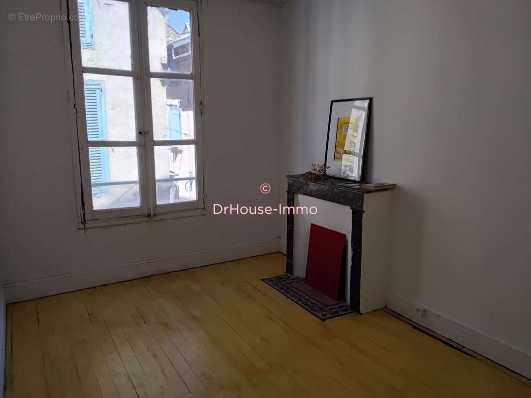 Appartement 420 m² à Villefranche-De-Rouergue  - photo 7