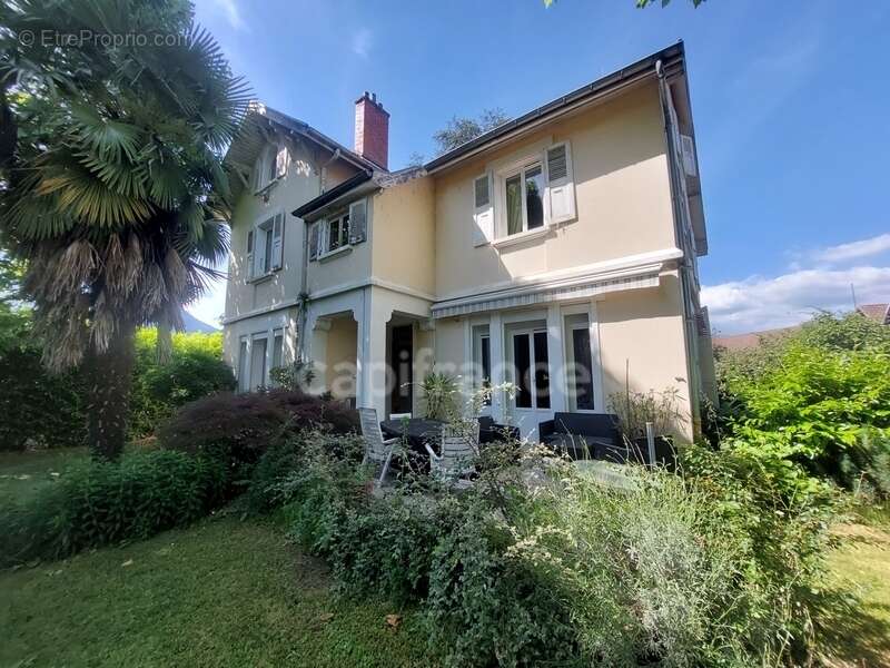 Maison à PONTCHARRA
