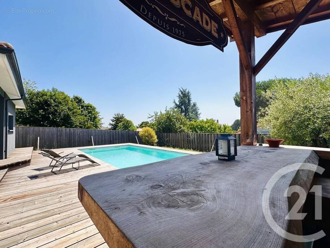 Maison à SAINT-ANDRE-DE-CUBZAC