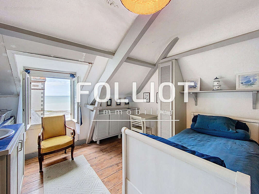 Maison à SAINT-PAIR-SUR-MER