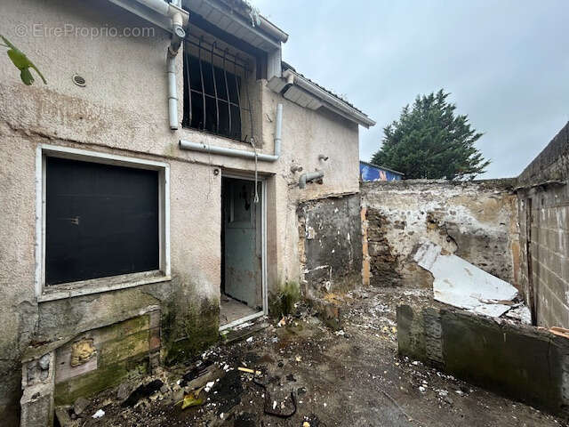 Appartement à SAINT-GERMAIN-LES-ARPAJON