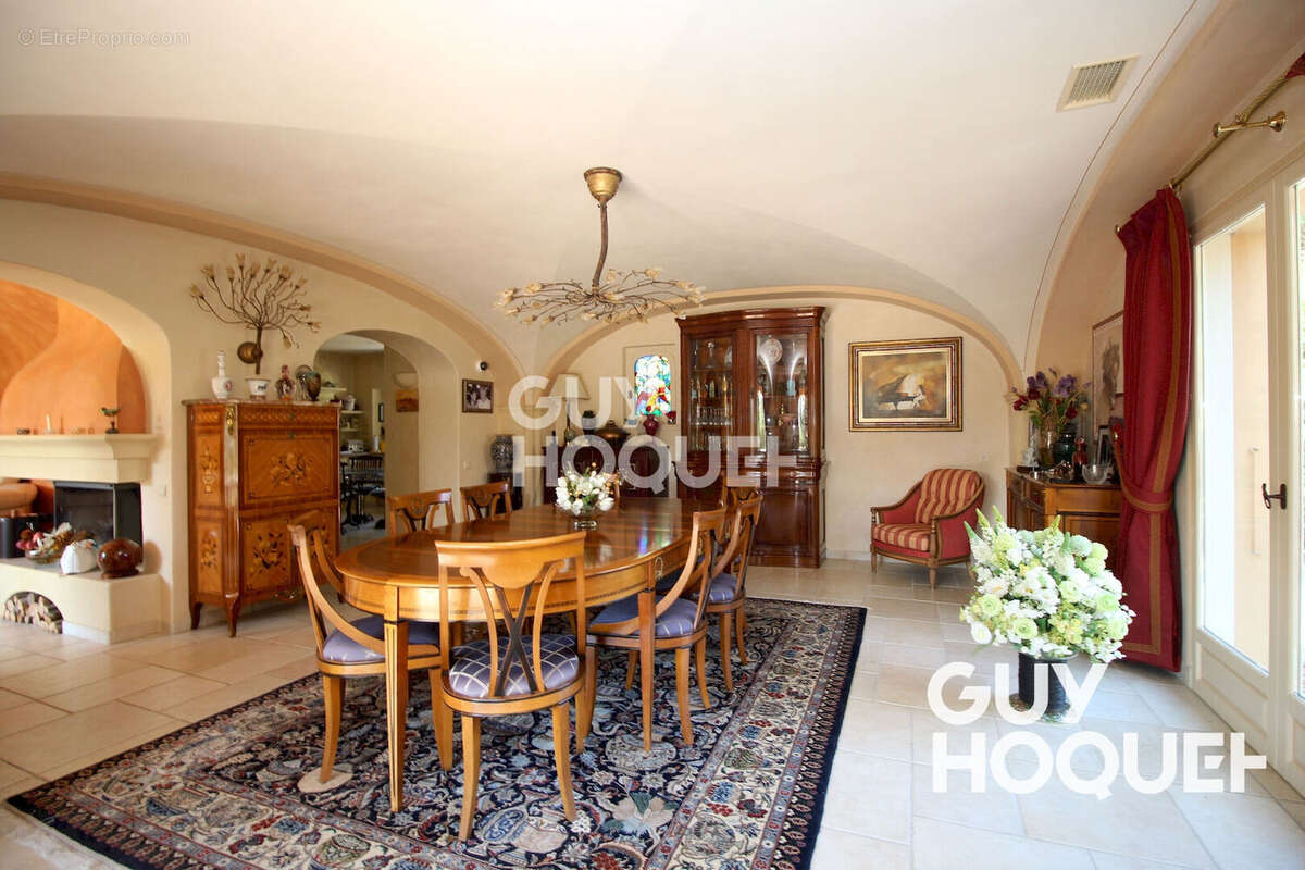 Maison à SAINT-CYPRIEN