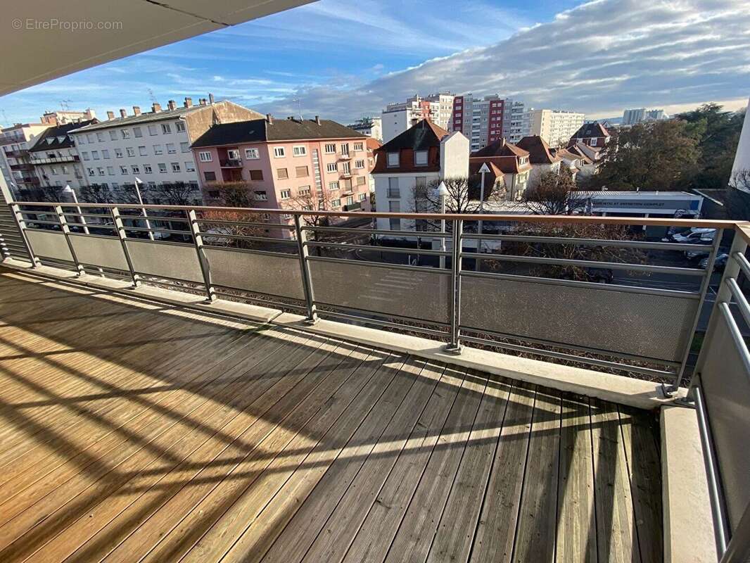 4 Pieces Avec Terrasse et parking sous-sol - photo 3