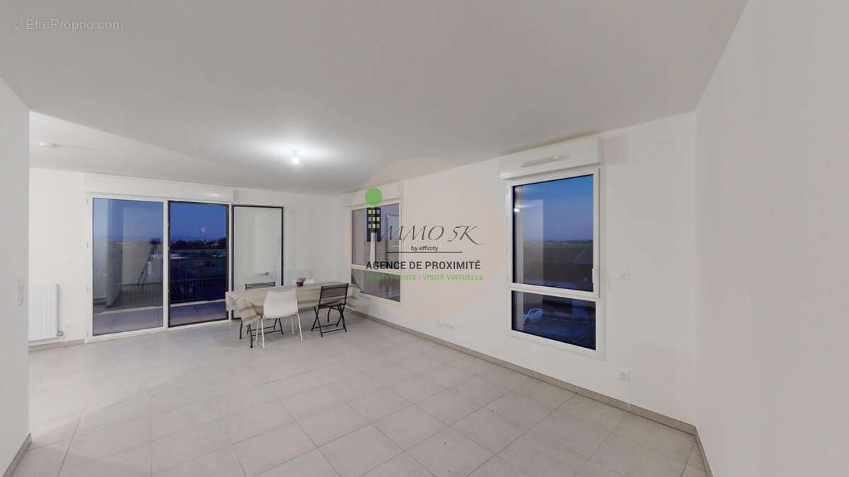 Appartement à RILLIEUX-LA-PAPE