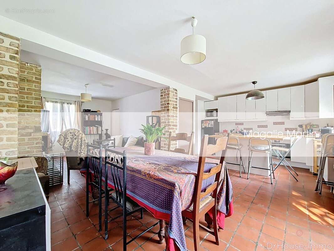 Maison 130 m² à Jouy-Le-Moutier  - photo 90