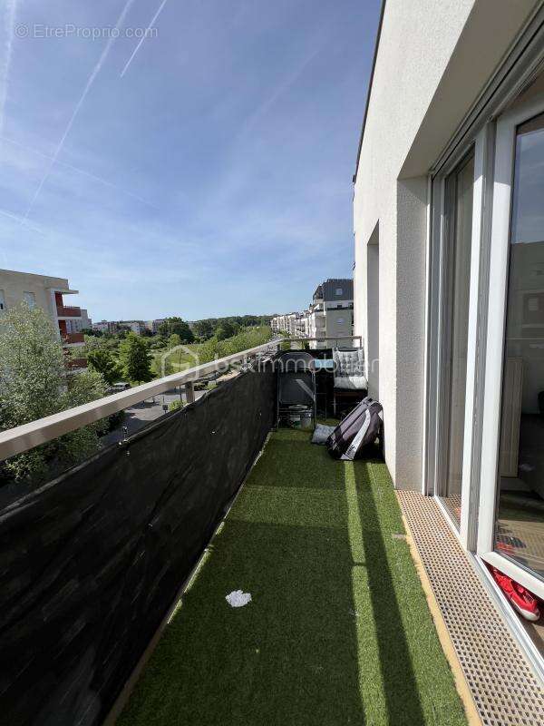 Appartement à FLEURY-MEROGIS