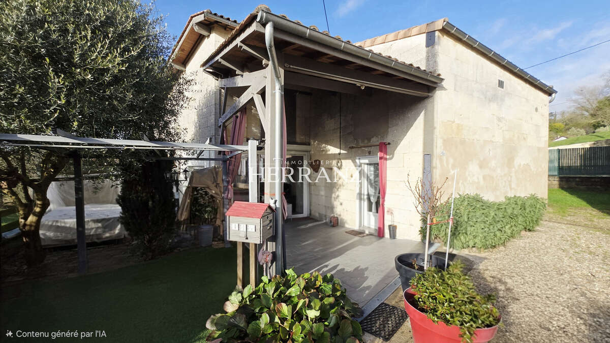 Maison à LA RIVIERE