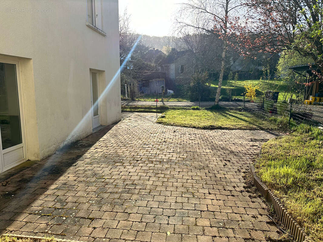 Appartement à SAINT-REMY-LES-CHEVREUSE