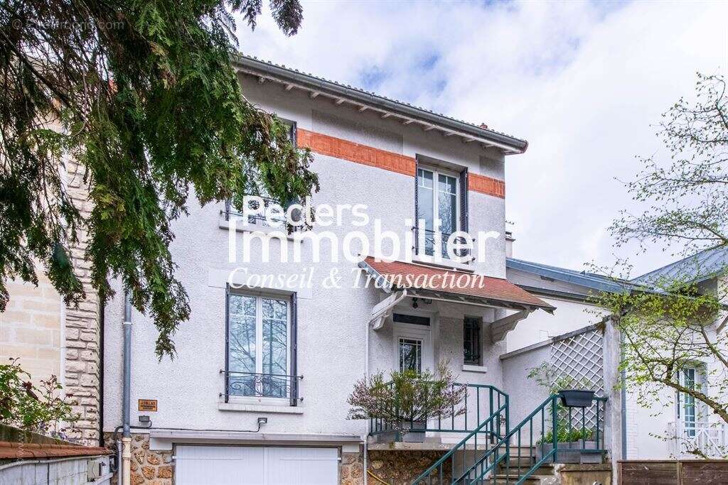 Maison à GARCHES