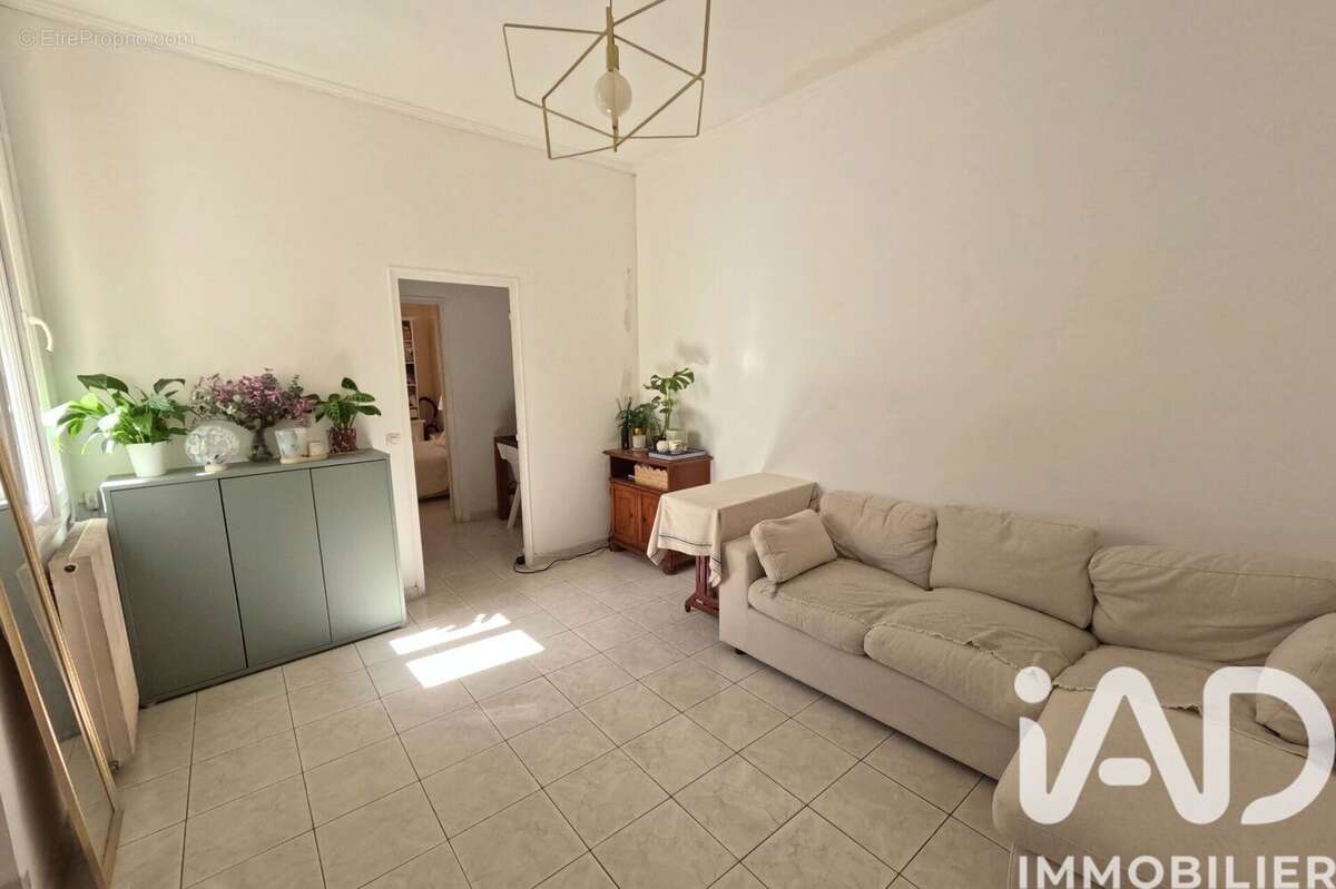 Photo 6 - Appartement à ISSY-LES-MOULINEAUX