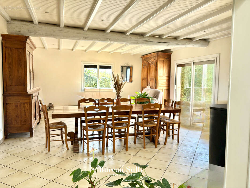 Maison à VILLARS-LES-DOMBES