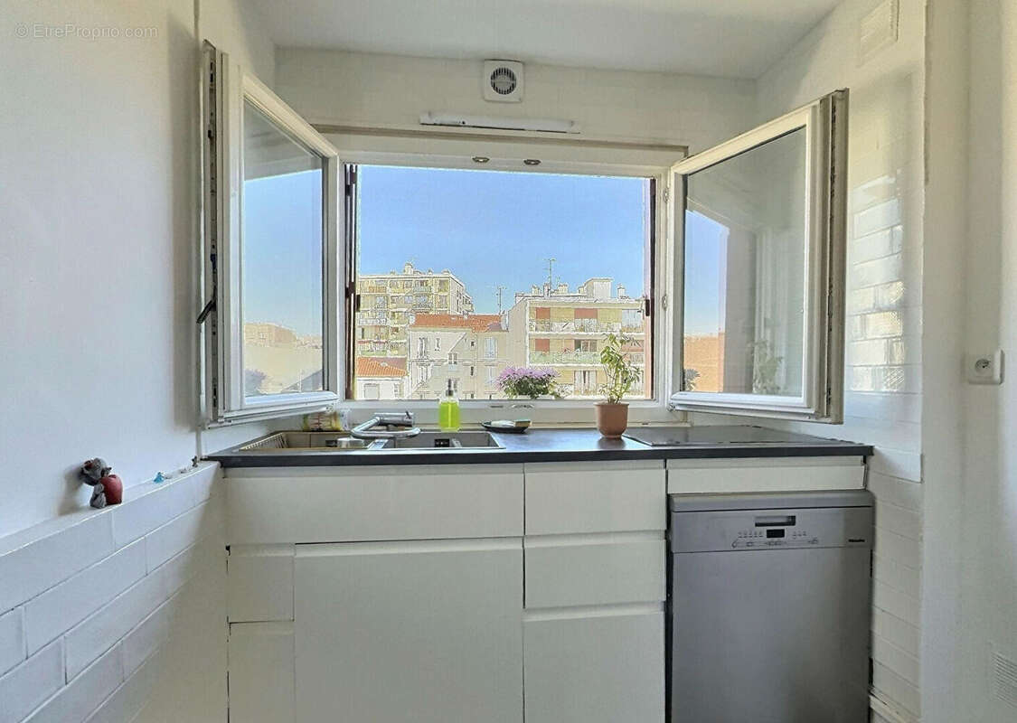 Appartement à FONTENAY-SOUS-BOIS